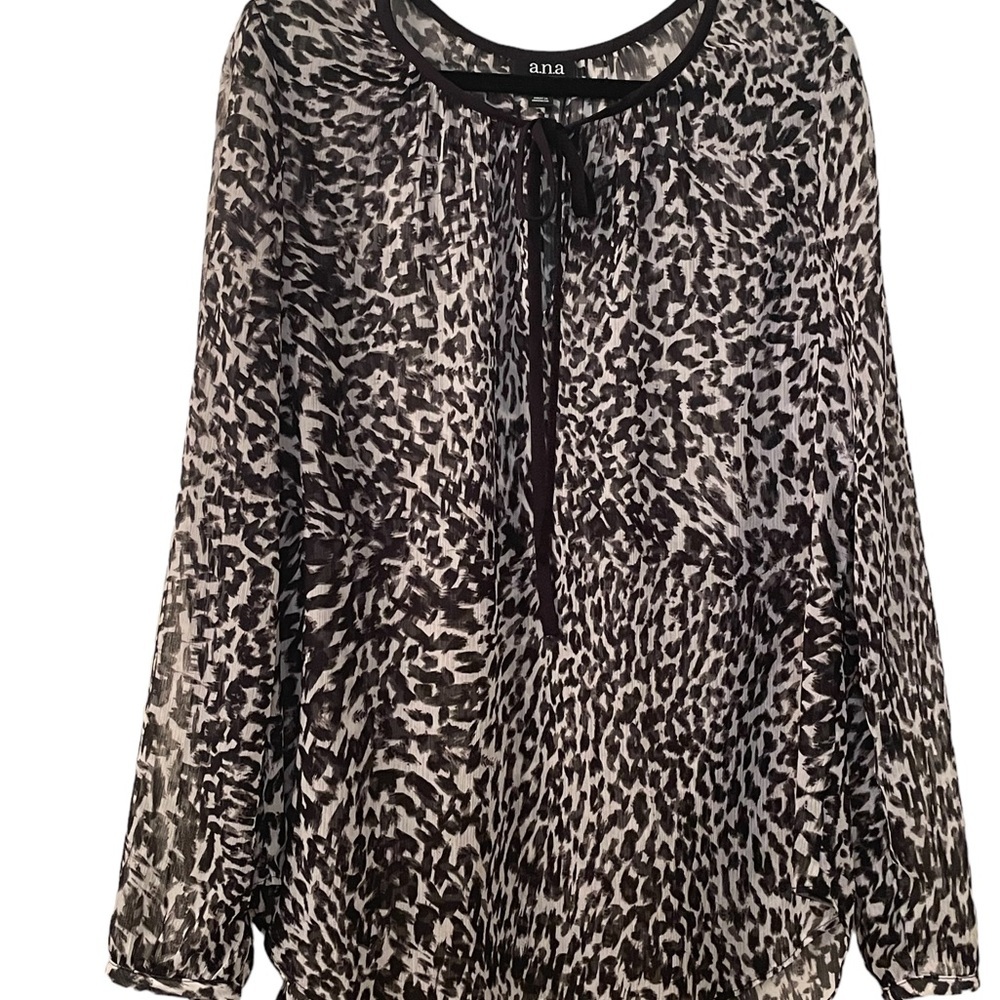 a.n.a. Woman’s animal print top, long sleeve, size medium
